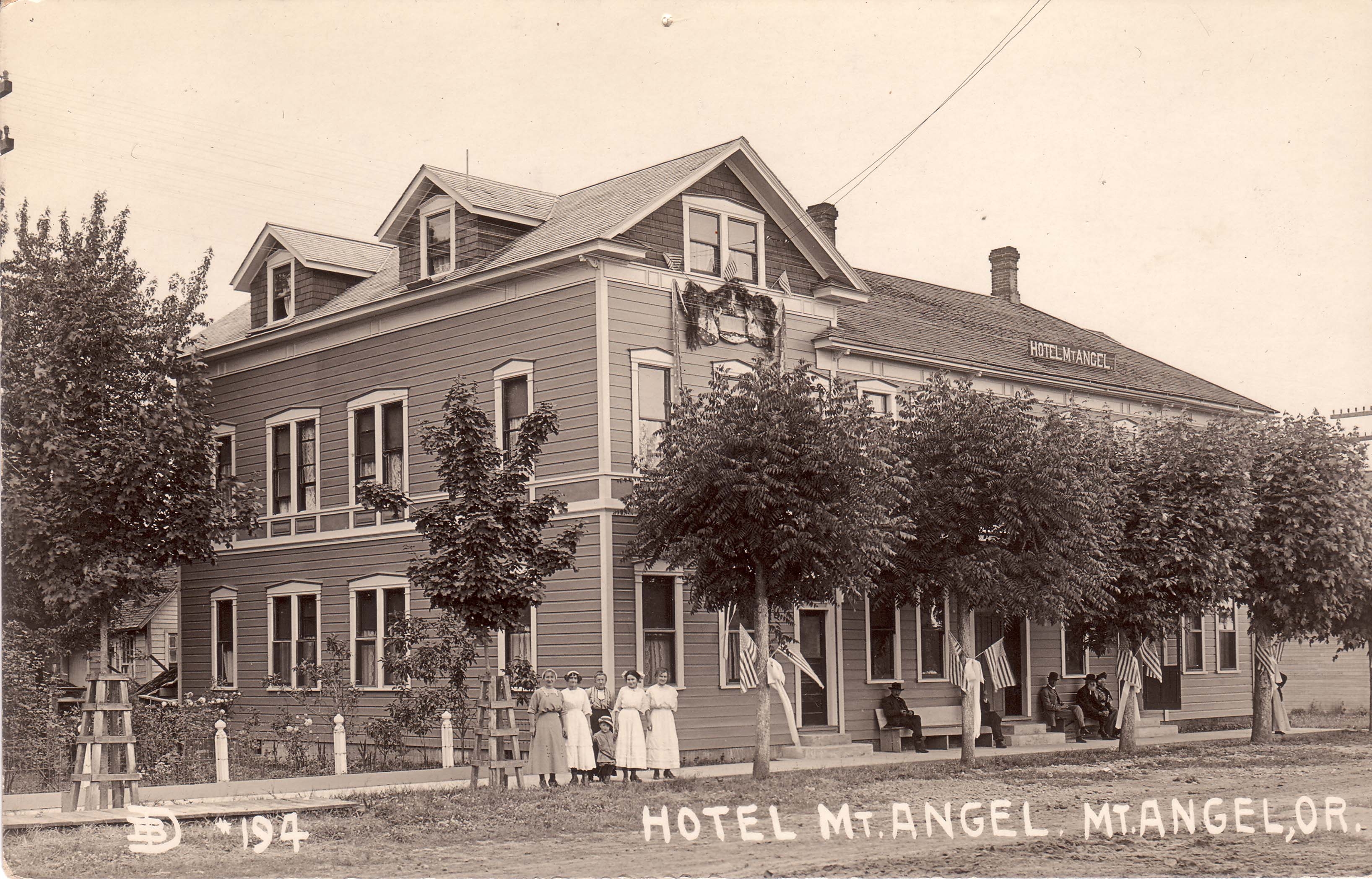 Mt. Angel Hotel 