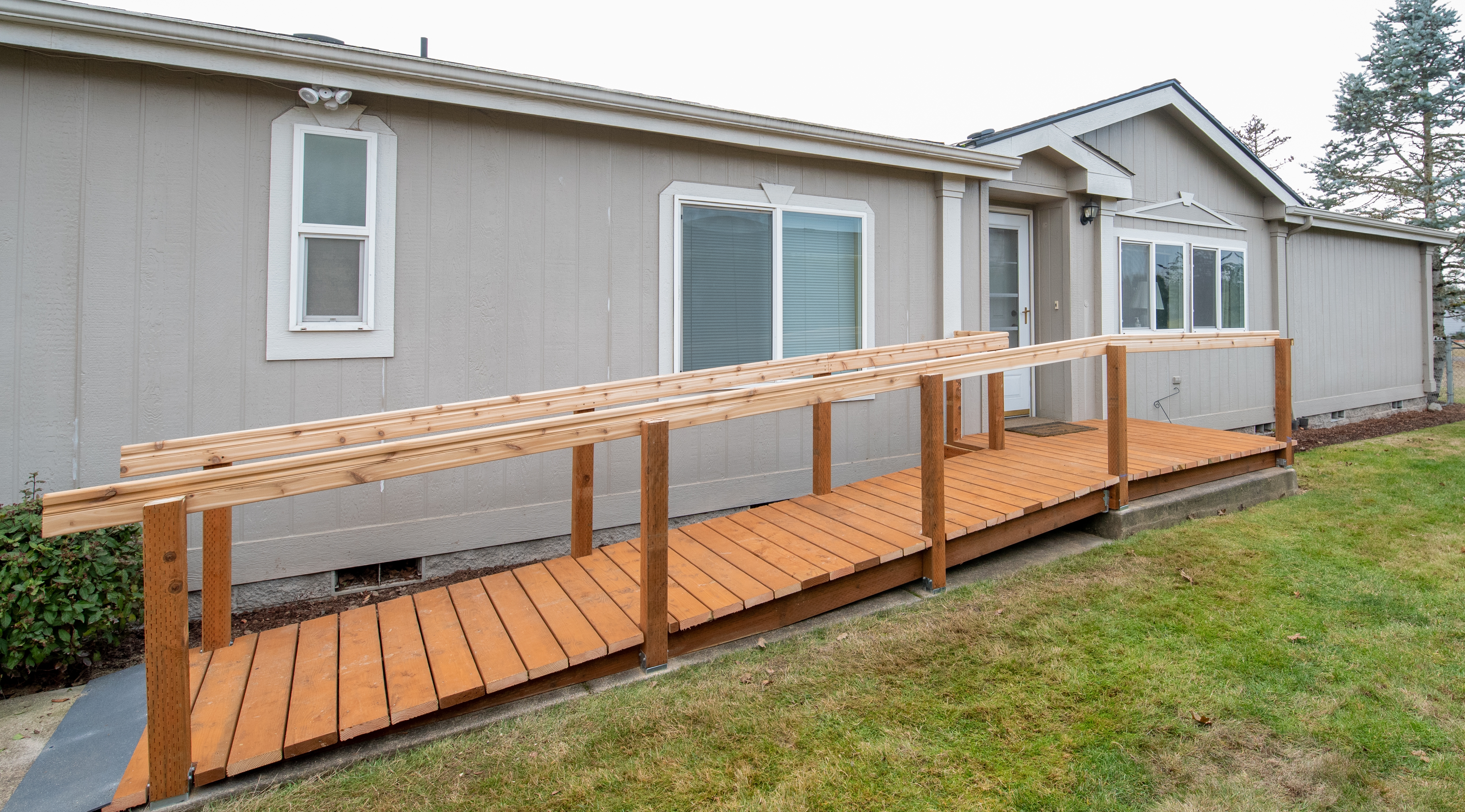 Image of an accessibility safety ramp